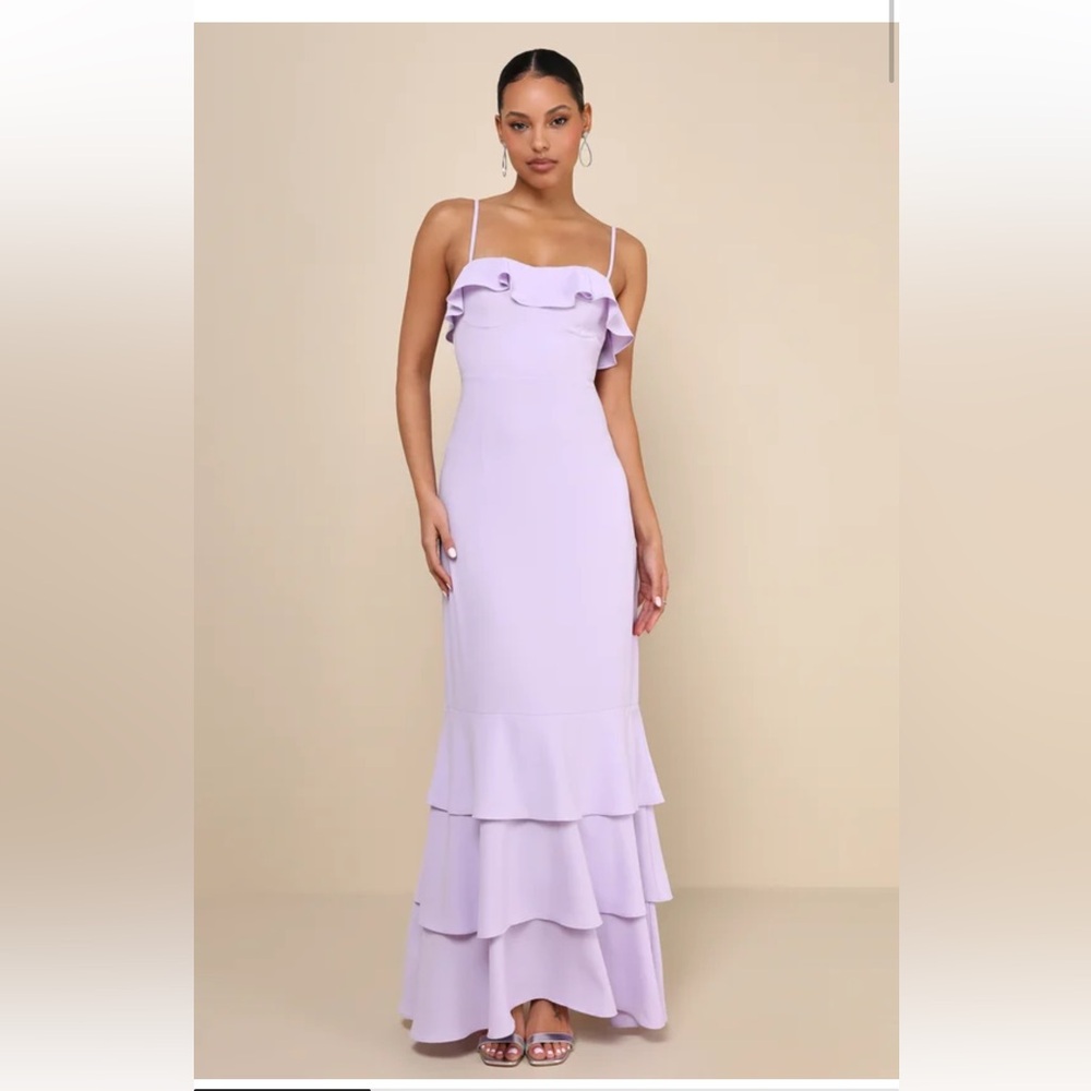Brand new Lulu's Light Purple Tiered Midi Dress